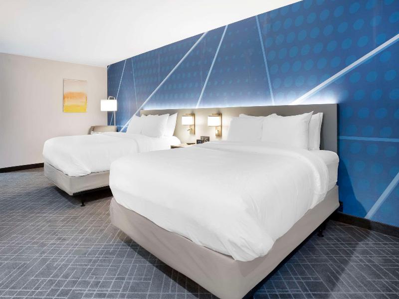Comfort Inn & Suites Mountain Grove US-60 image