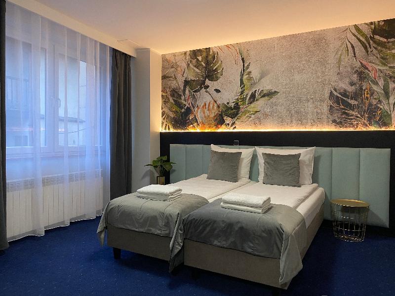 Cube House Aparthotel image