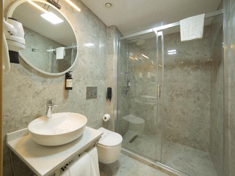 Downtown Sirkeci Hotel image