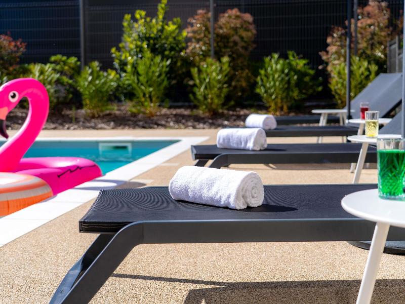 Ibis Saint Paul Trois Chateaux image