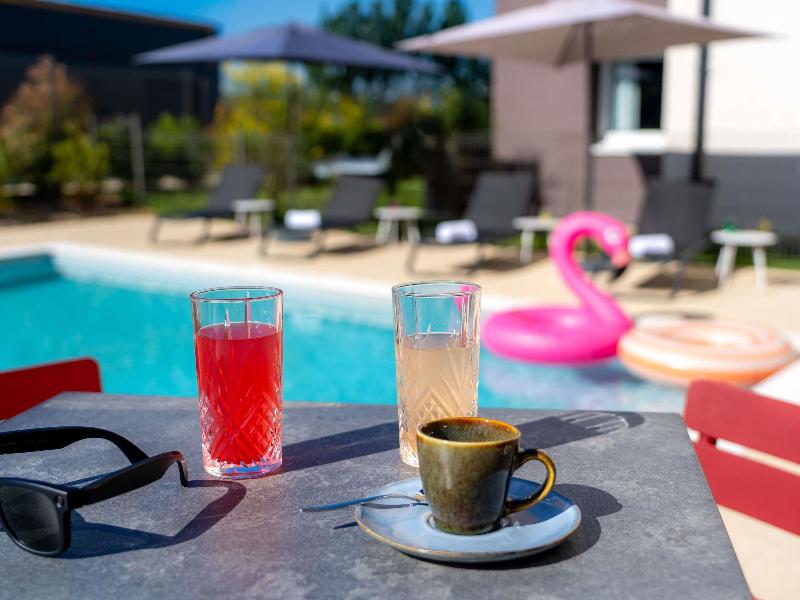 Ibis Saint Paul Trois Chateaux image