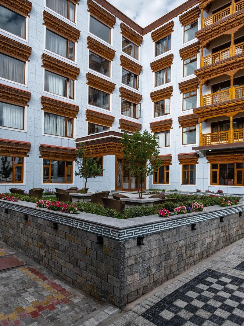 The Gawaling Ladakh — general view