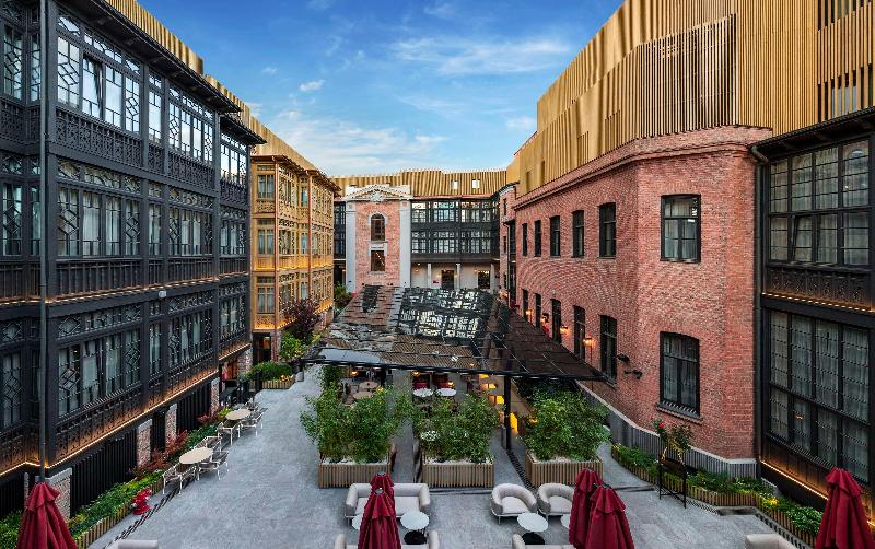 Radisson Red Tbilisi image