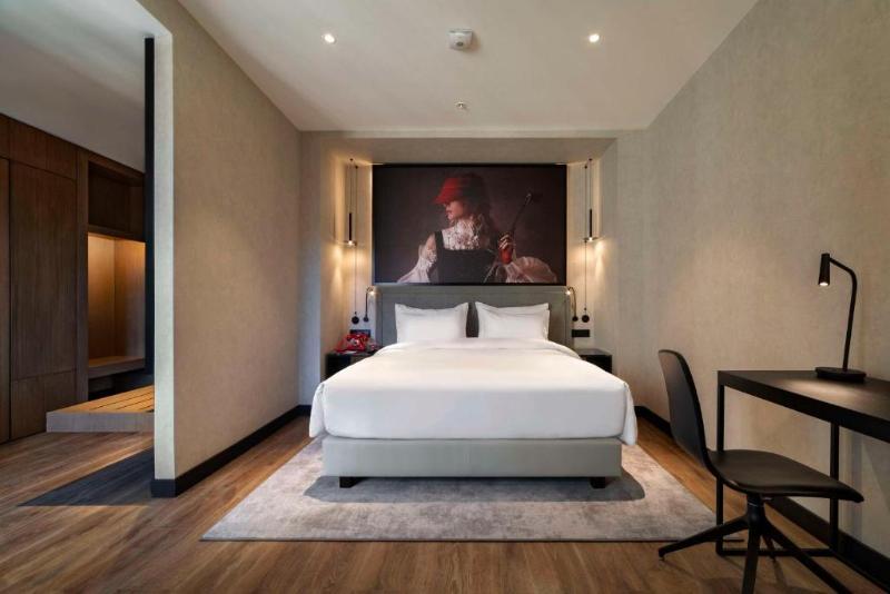 Radisson Red Tbilisi image