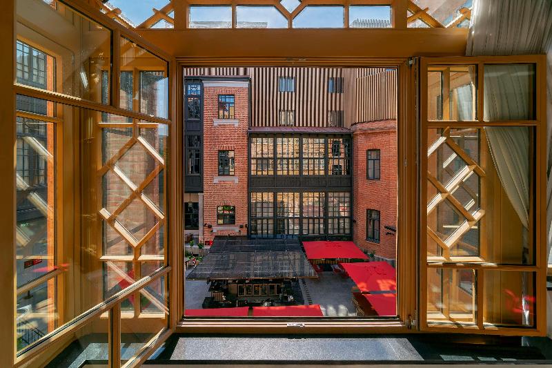 Radisson Red Tbilisi image