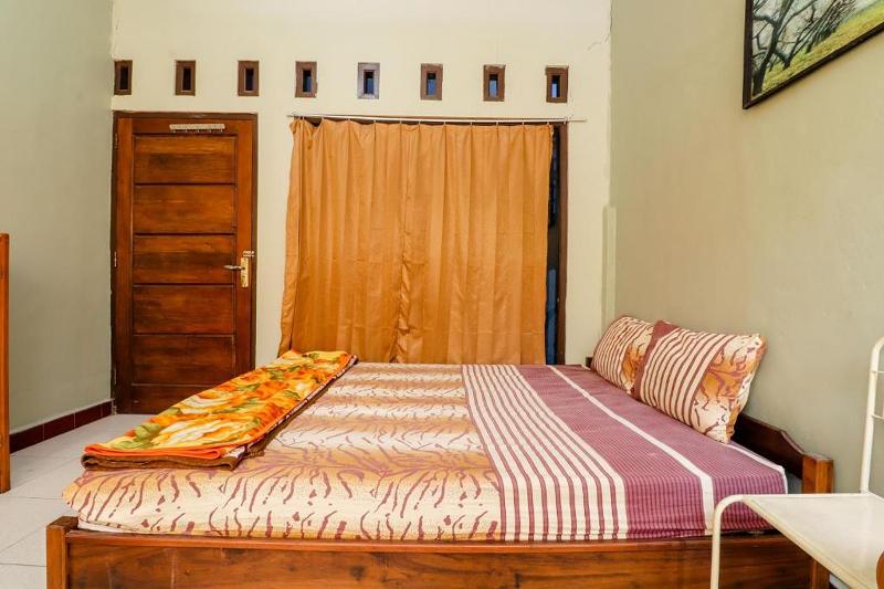 Nabhan Homestay By Zuzu image