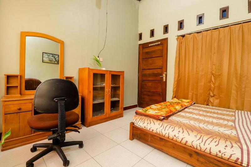 Nabhan Homestay By Zuzu image