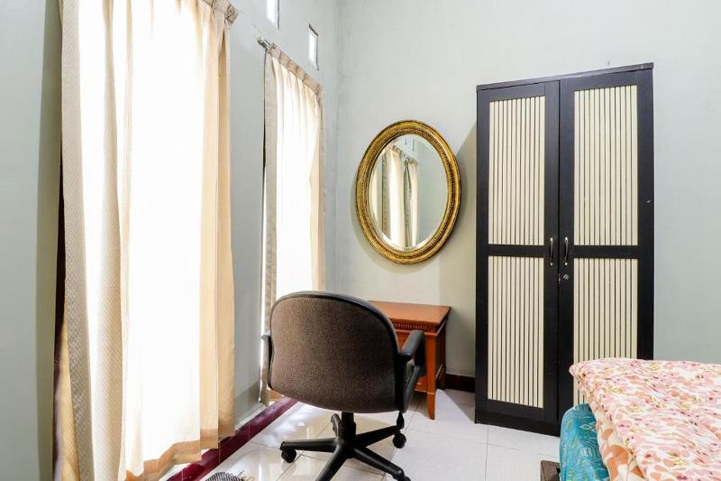 Nabhan Homestay By Zuzu image