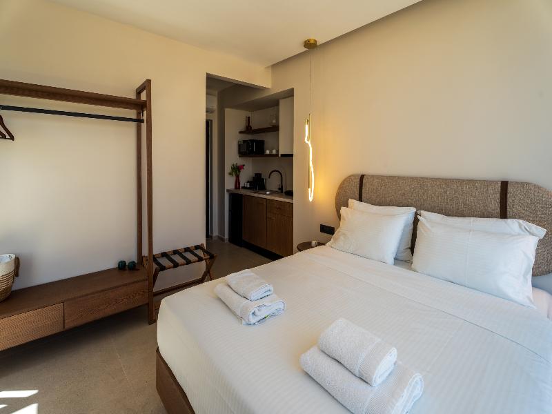 Vaya Suites image