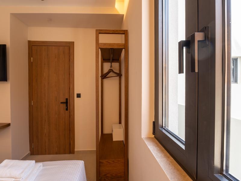 Vaya Suites image