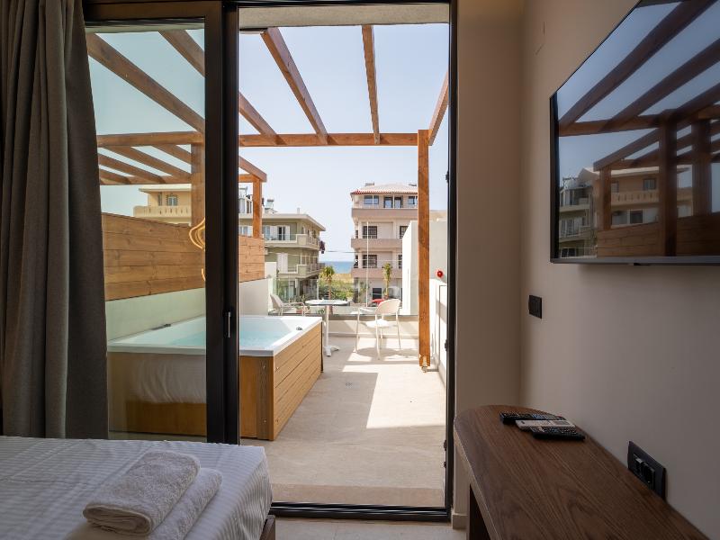 Vaya Suites image