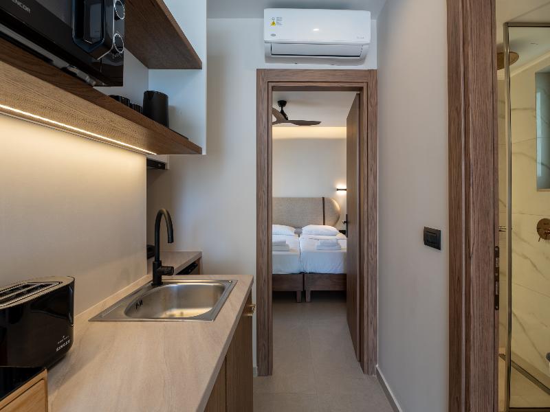 Vaya Suites image
