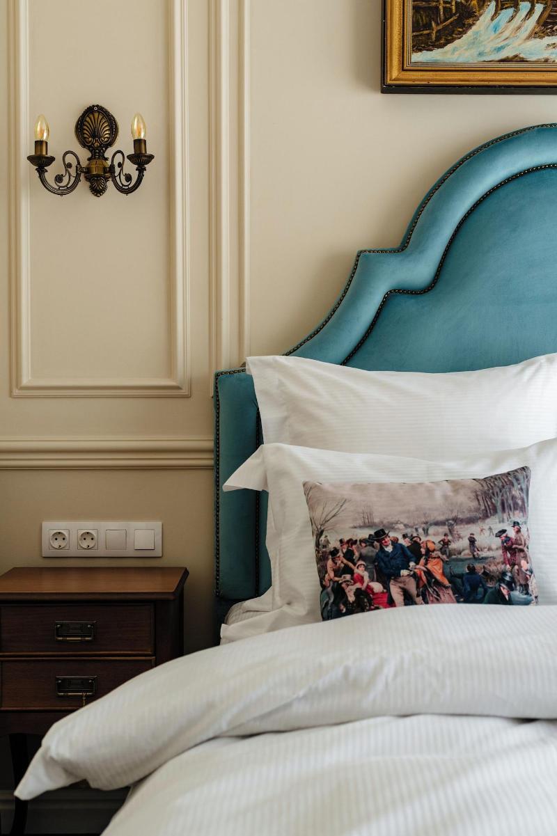 Ateneea Luxury Rooms image