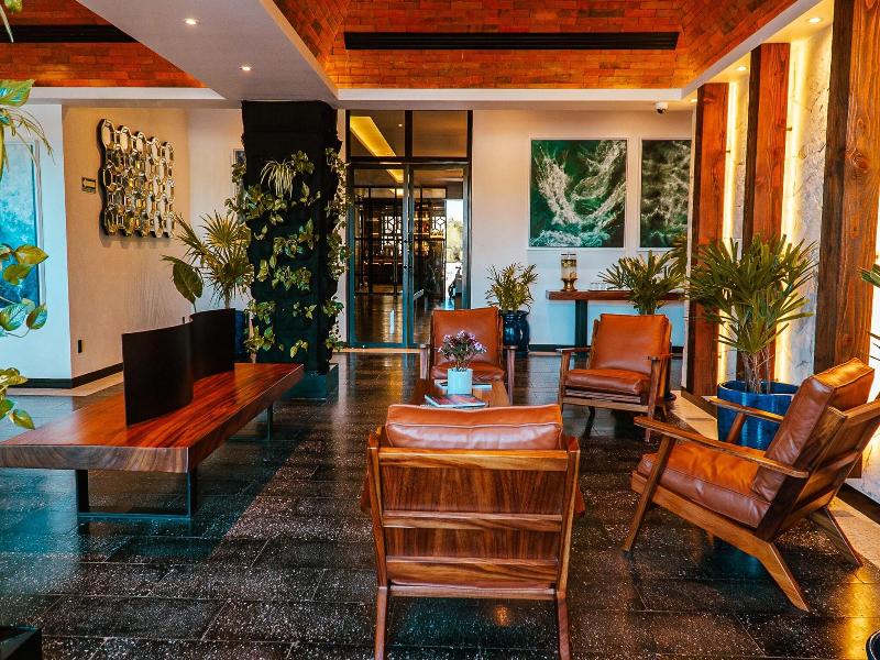 Flamboyan Hotel & Residences image