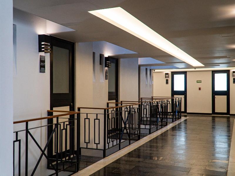 Flamboyan Hotel & Residences image