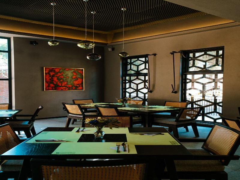 Flamboyan Hotel & Residences image