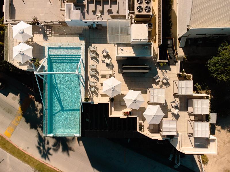 Flamboyan Hotel & Residences image
