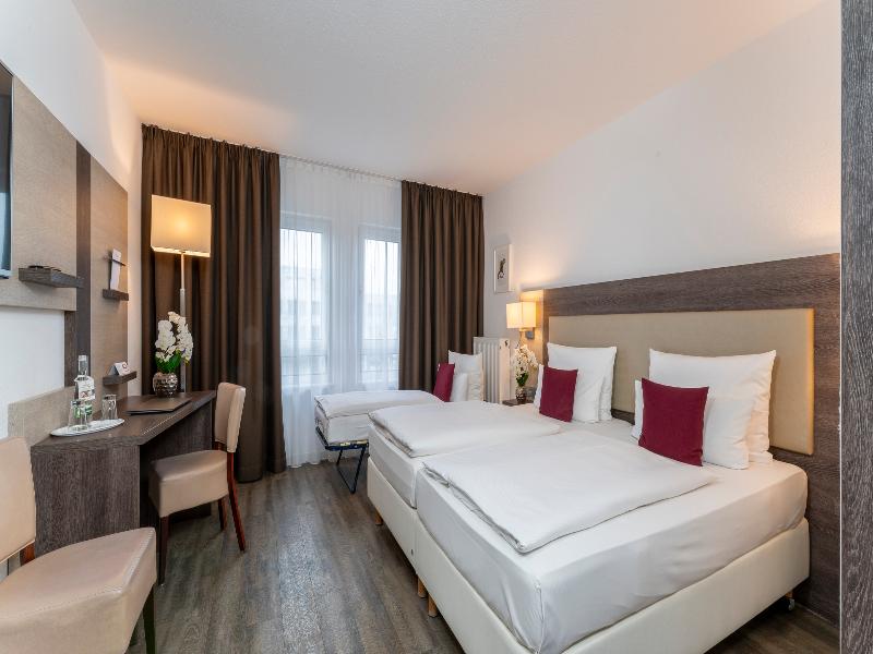 PLAZA INN Karlsruhe Nord image