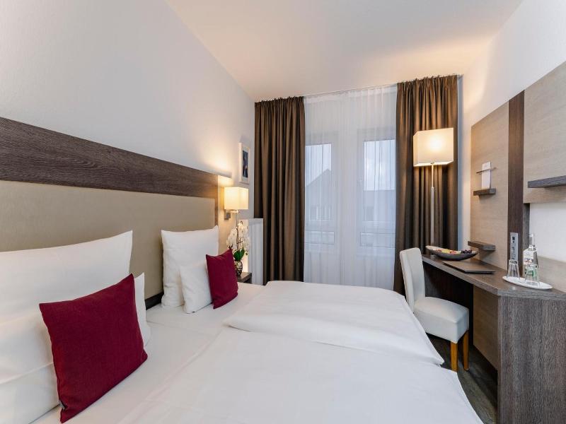 PLAZA INN Karlsruhe Nord image