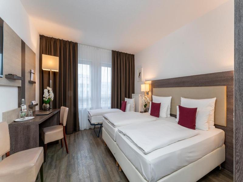 PLAZA INN Karlsruhe Nord image