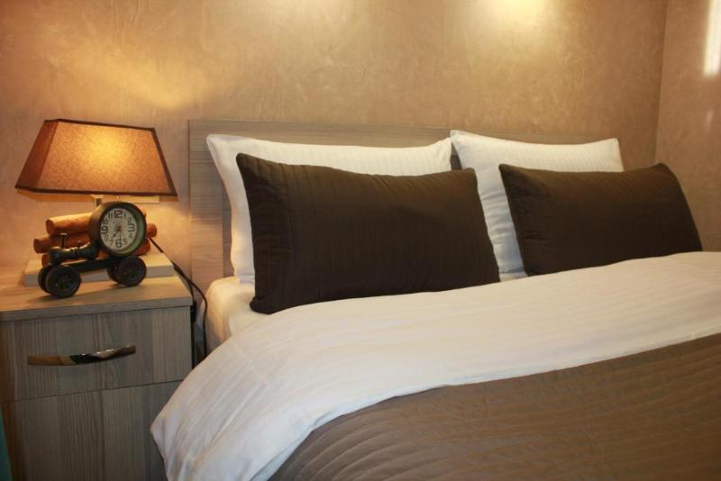 Hotel A&k image