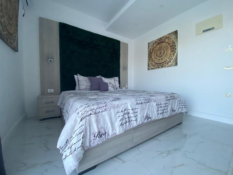 Apartments Princess Valdanos image