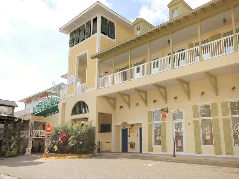 Johns Pass Hotel & Condos