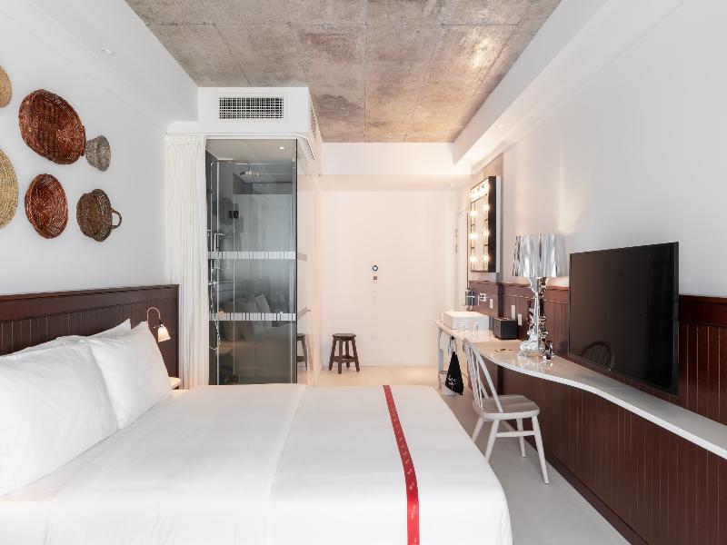 Ruby Molly Hotel Dublin by IHG image
