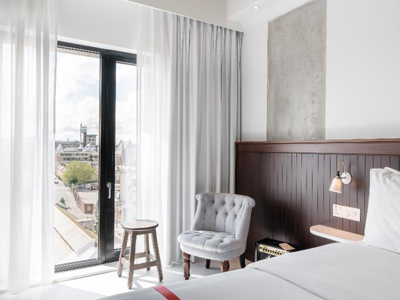Ruby Molly Hotel Dublin by IHG image