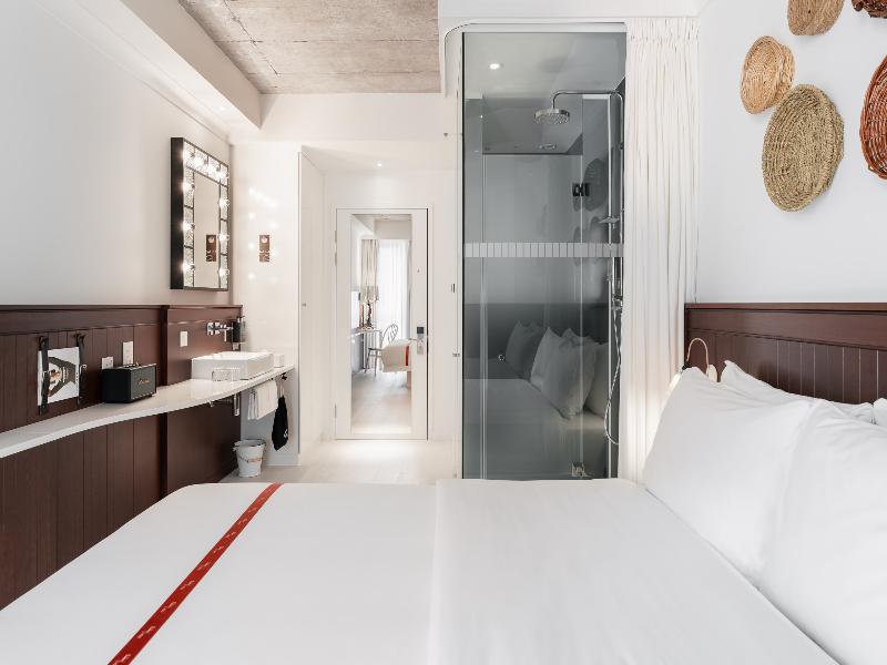 Ruby Molly Hotel Dublin by IHG image