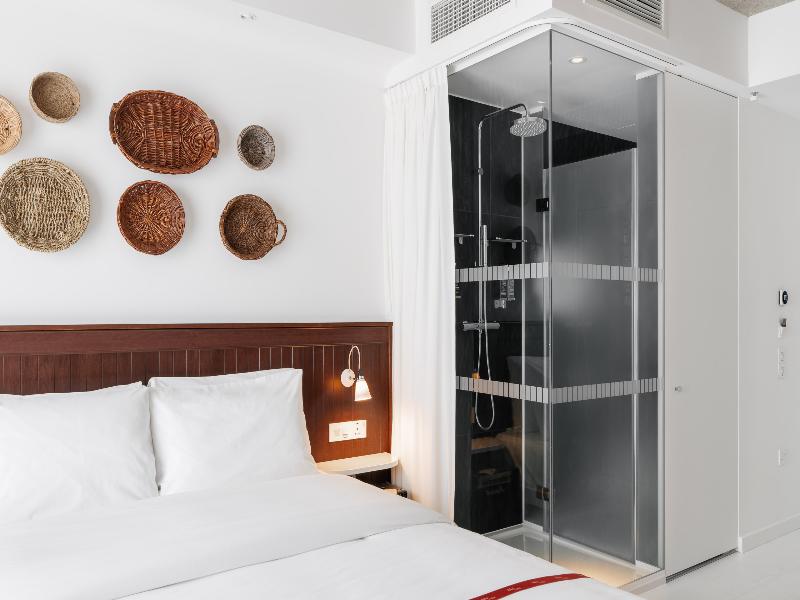 Ruby Molly Hotel Dublin by IHG image