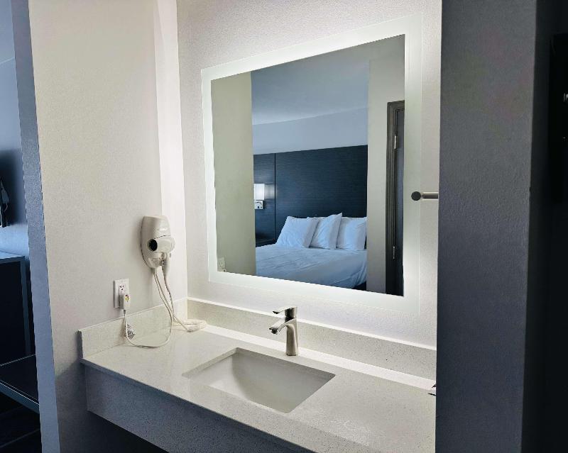 SureStay Plus By BW St James Donaldsonville image