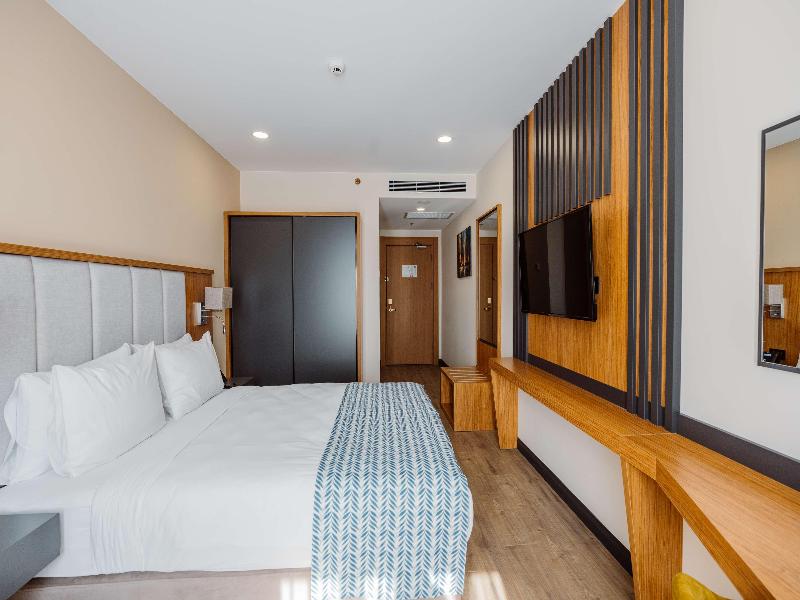 Best Western Plus Batumi image