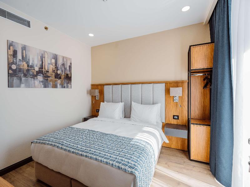 Best Western Plus Batumi image
