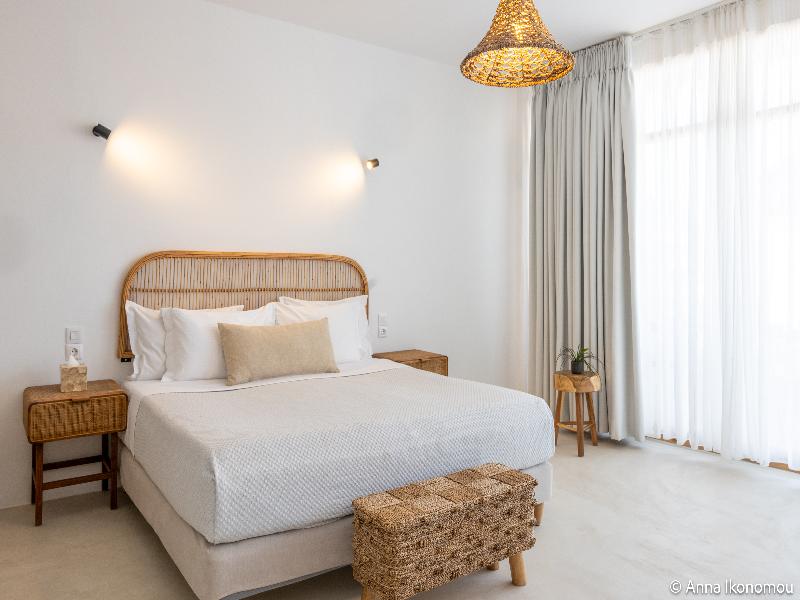 SUITE WITH PRIVATE POOL