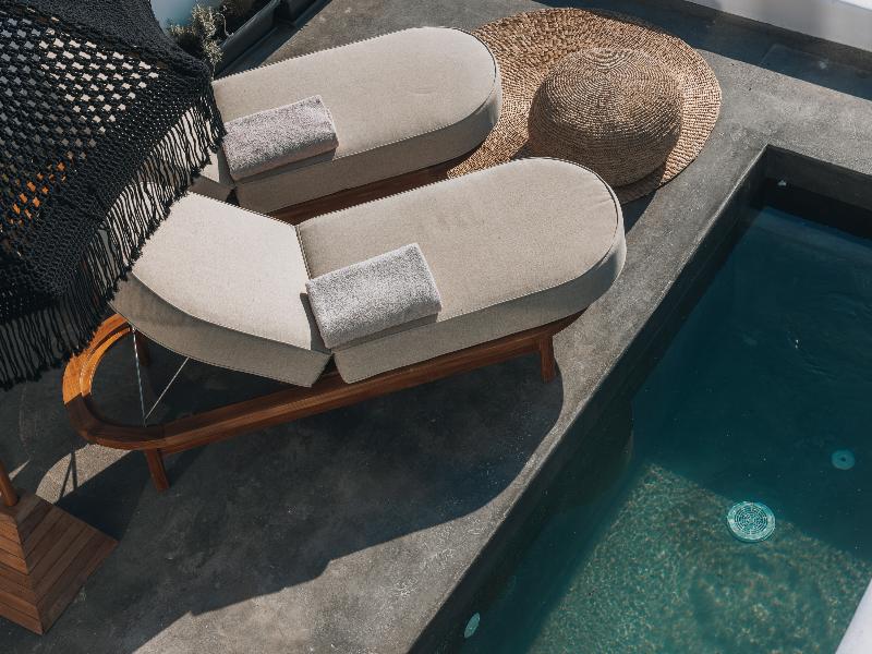 SUITE WITH PRIVATE POOL — photo 26