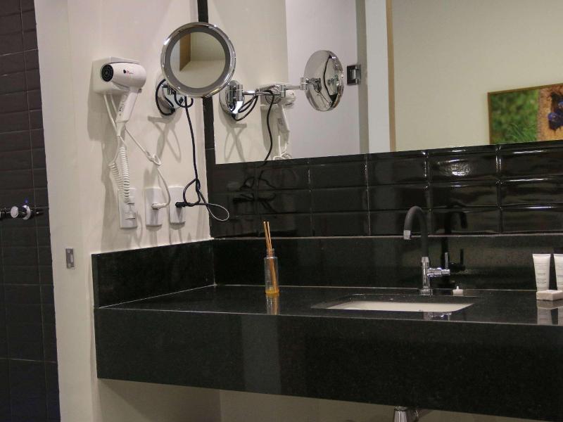 Ibis Styles Bonito image