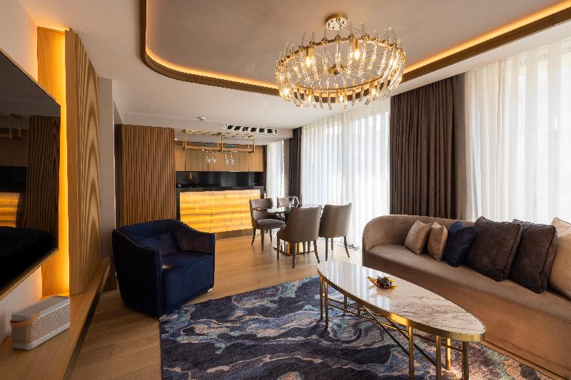 Merit Starlit Hotel & Residence image
