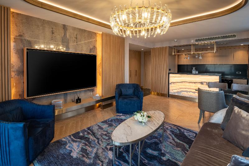 Merit Starlit Hotel & Residence image