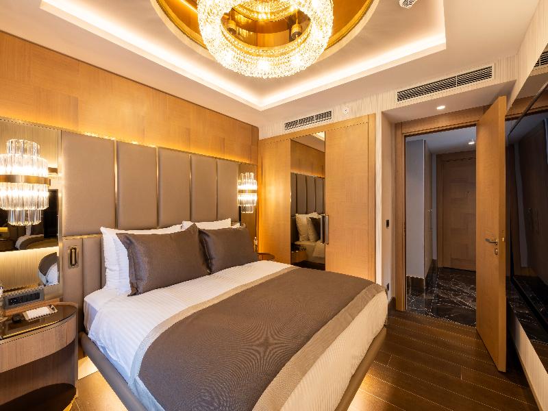 Merit Starlit Hotel & Residence image