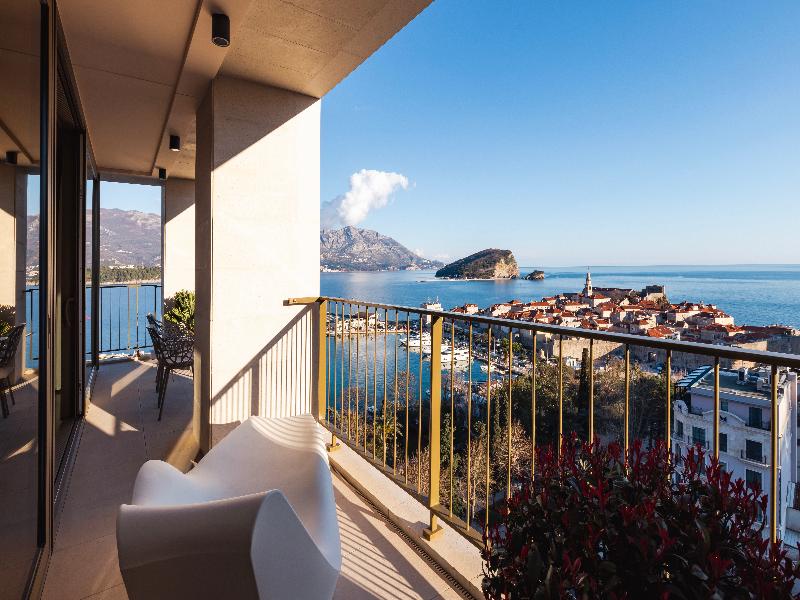 Merit Starlit Hotel & Residence image