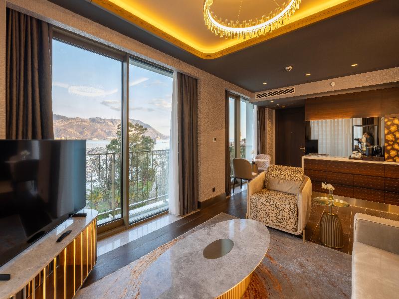Merit Starlit Hotel & Residence image