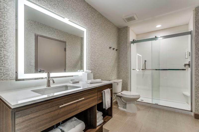 Home2 Suites By Hilton Fort Worth Arlington West image