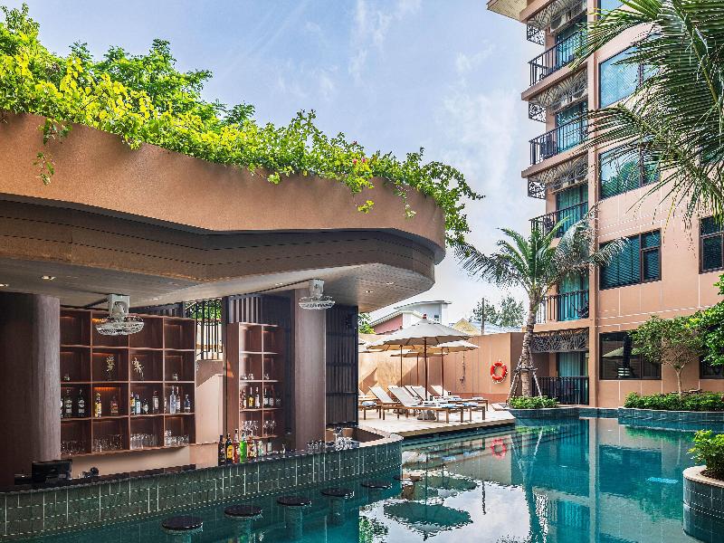 The Proud Karon Beach Phuket Trademark Wyndham image
