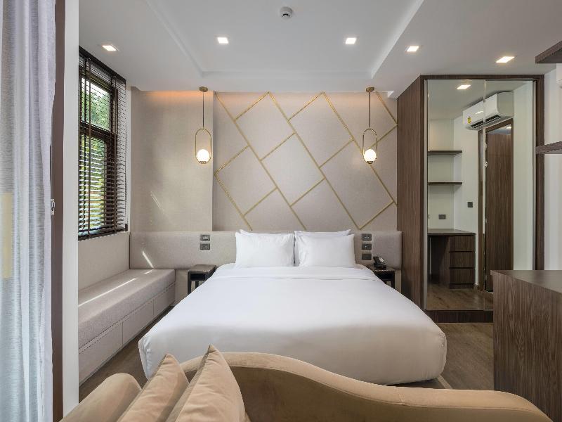 The Proud Karon Beach Phuket Trademark Wyndham image