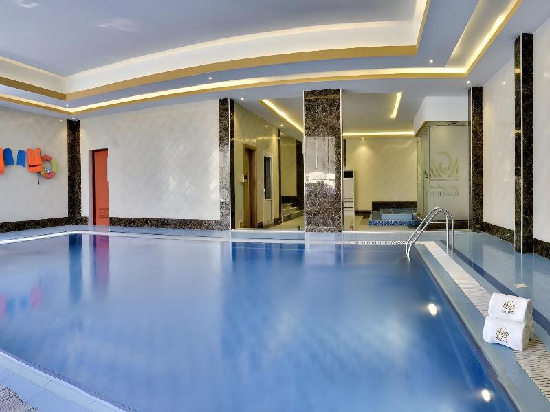 Golden Dune Hotel Turaif — view