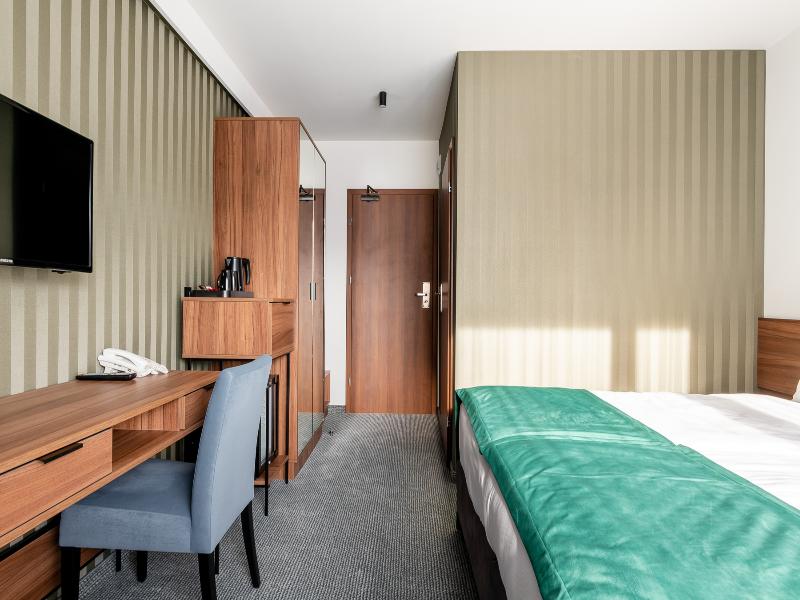 Hotel Vestina image