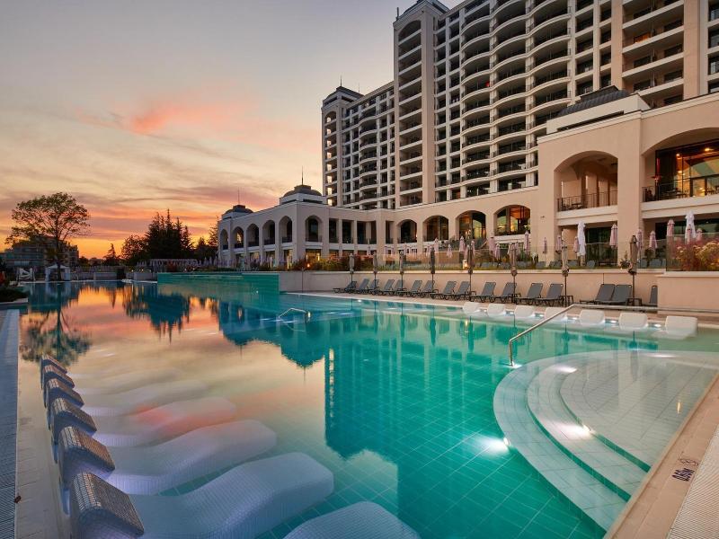 Secrets Sunny Beach Resort Spa image