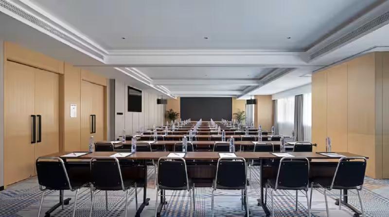 Hilton Garden Inn Zigong High-Tech Zone image