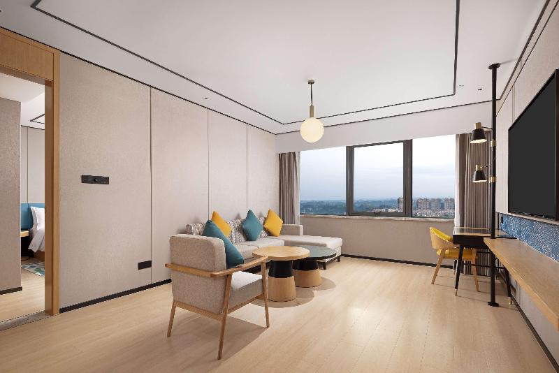 Hilton Garden Inn Zigong High-Tech Zone image